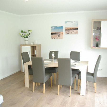 Witte Huus 75M_ Und 51M_ Ferienwoh Apartment Hooksiel Exterior photo